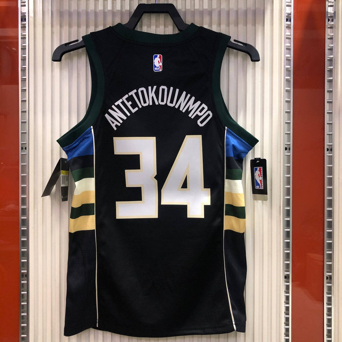 Regata Milwaukee Bucks Preta