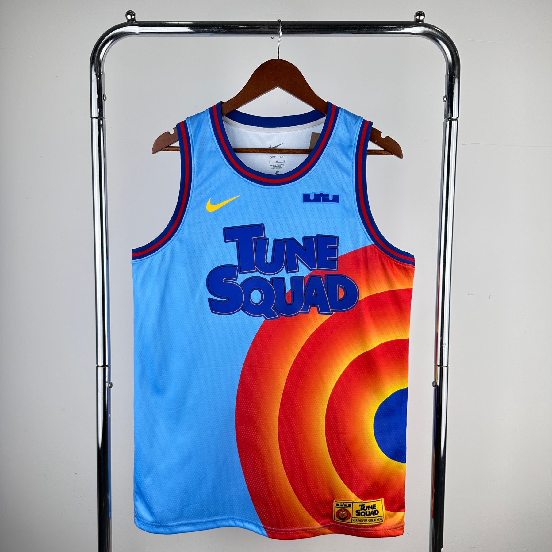 Regata Tune Squad LeBron James
