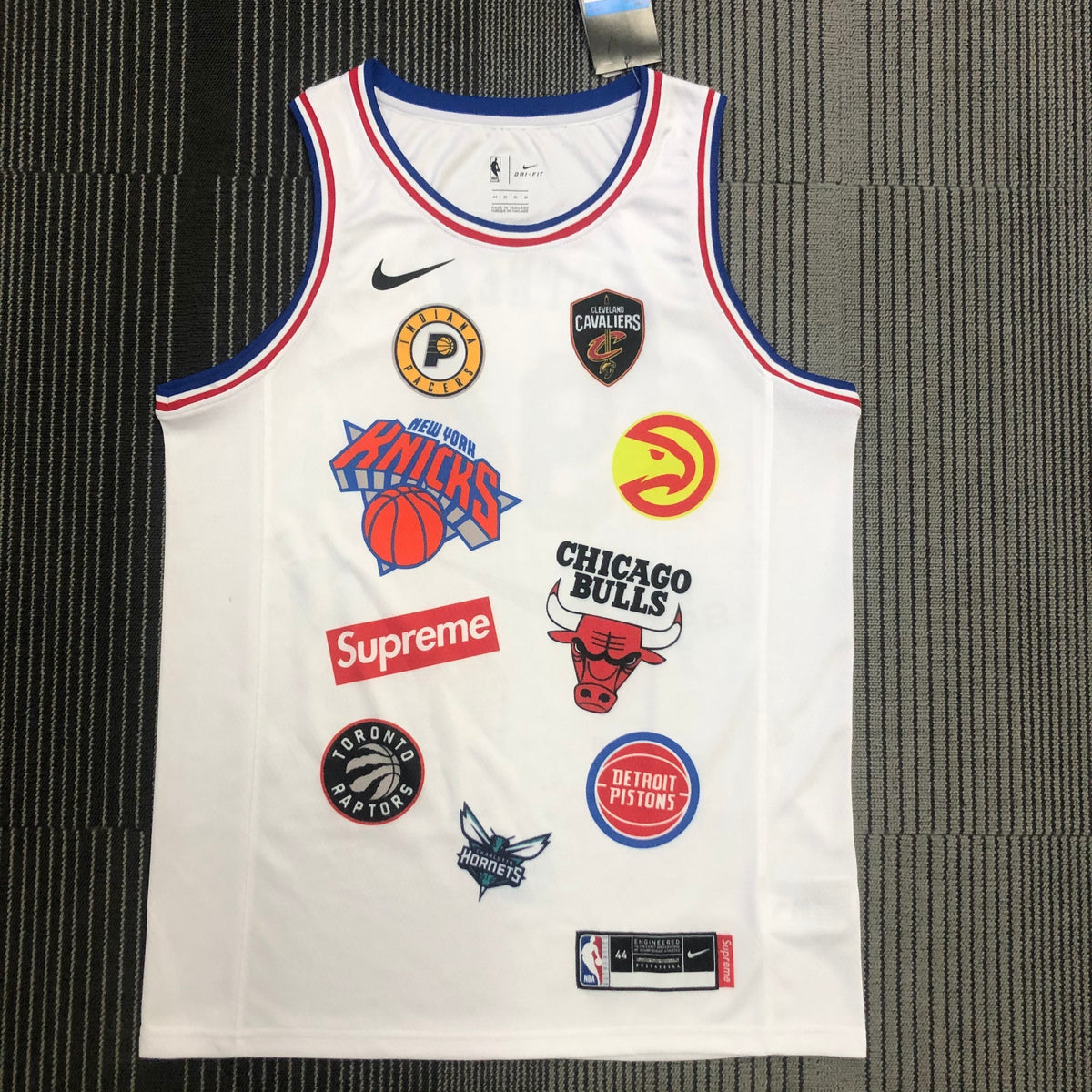 Regata Supreme White